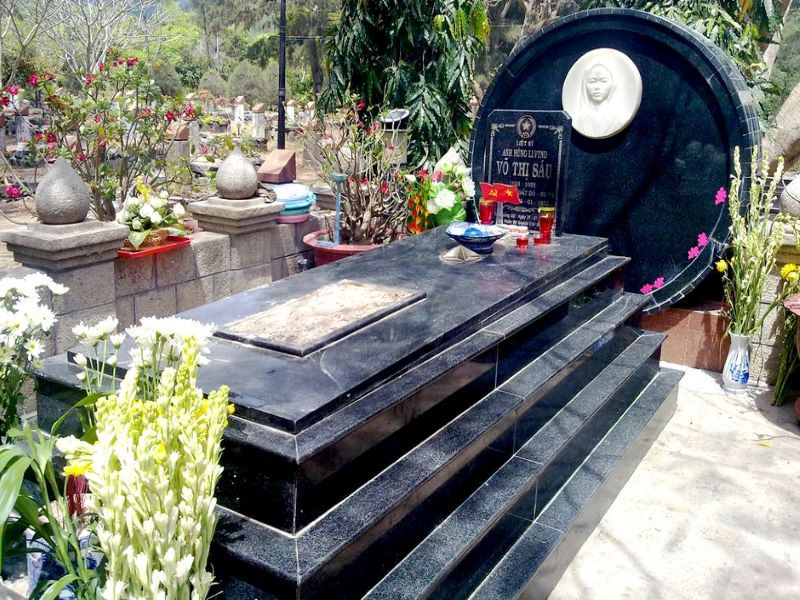 mộ cô sáu
