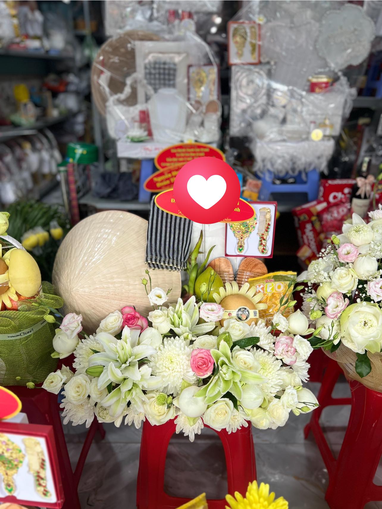 có nên nhờ dịch vụ trả lễ hộ Cô Sáu không