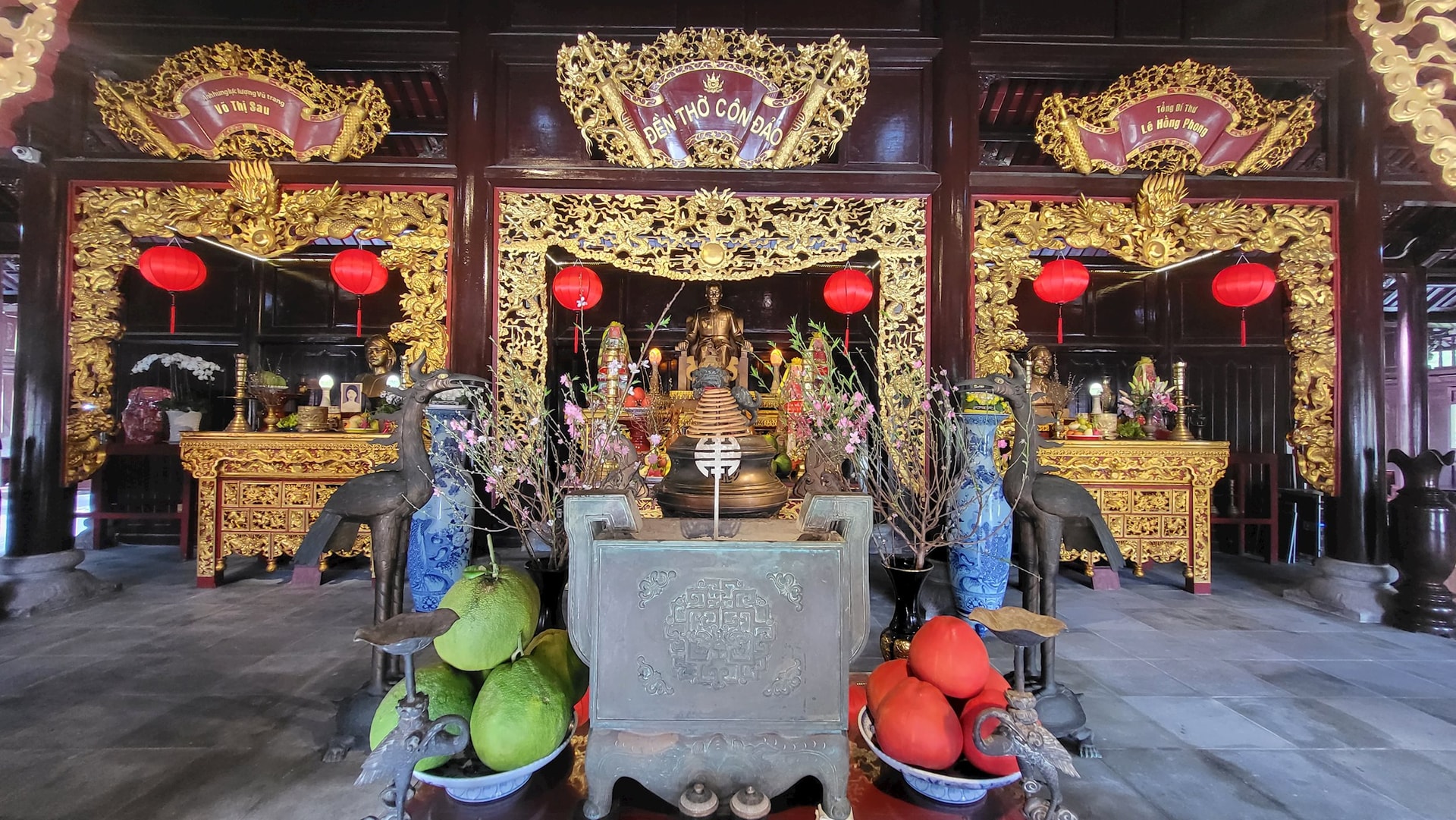 đền thờ Côn Đảo