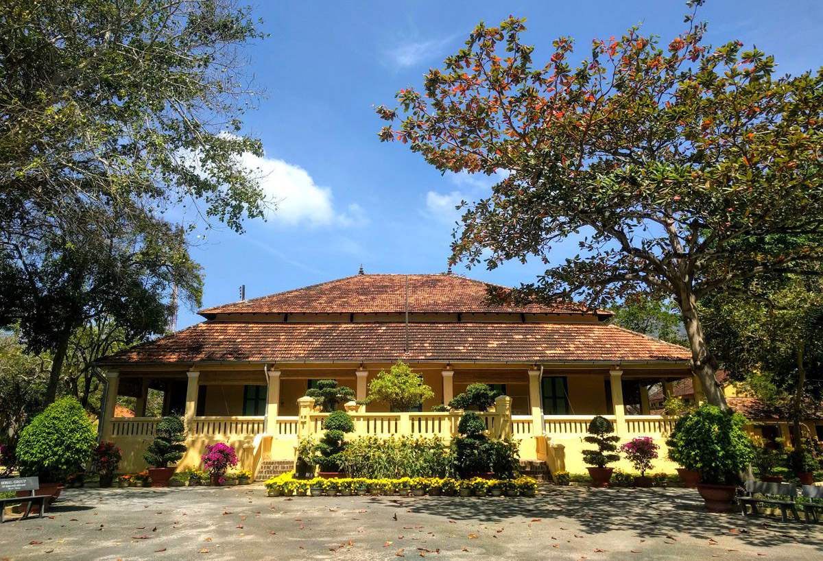 Dinh chúa đảo