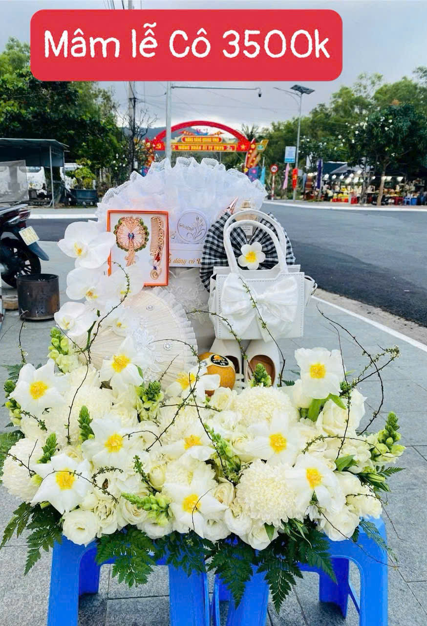 Nước suối lộc Cô Sáu