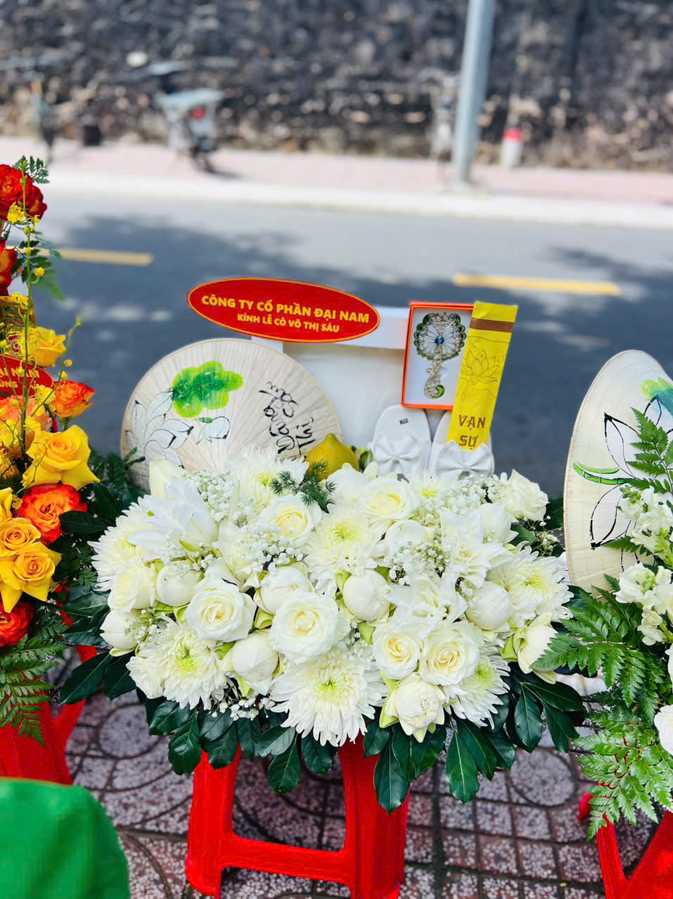 Sắm lễ tạ Cô Sáu cuối năm gồm những gì?