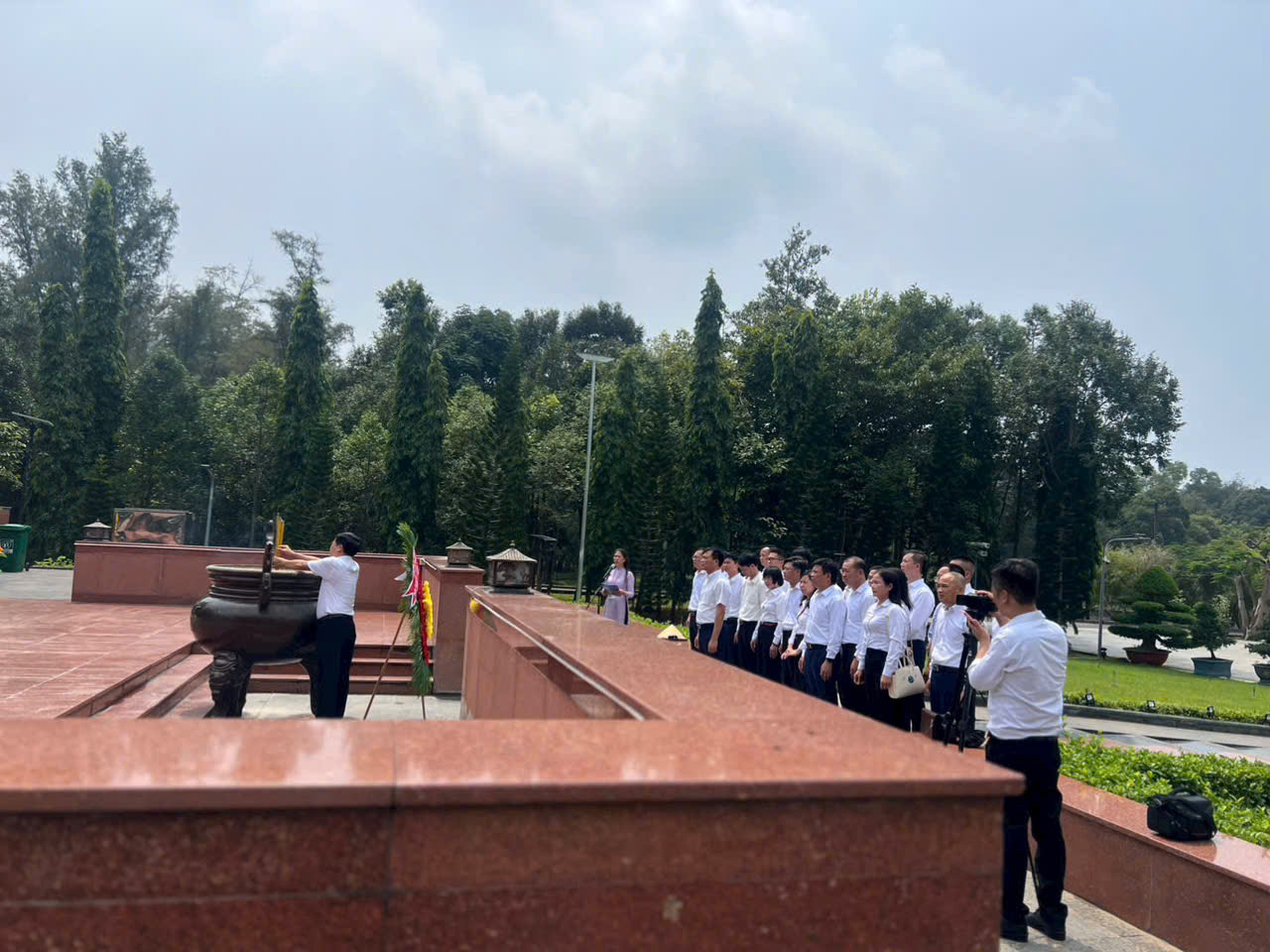 dâng lễ cô sáu côn đảo
