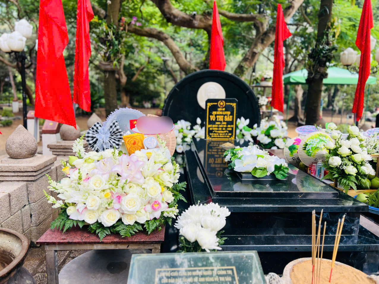 mâm lễ cô sáu côn đảo