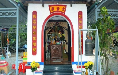 Nét đẹp văn hóa truyền thống của văn khấn miếu Cậu Cải